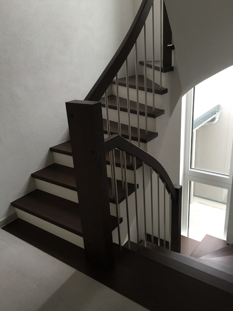 Eck-Treppe von der Schreinerei Sperk